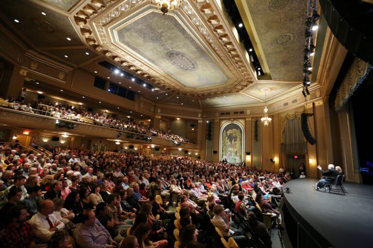 Full theater audience at the 28th Annual VFF event.