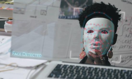 Mask with face detection overlay.