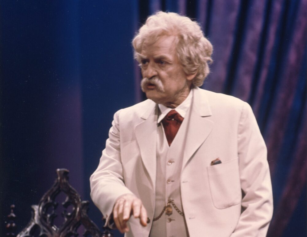 Hal Holbrook as Mark Twain in "Mark Twain Tonight!
